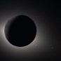 L'&eacute;clipse imag&eacute;e par Art&eacute;mis II. // Source : Nasa (image recadr&eacute;e)
