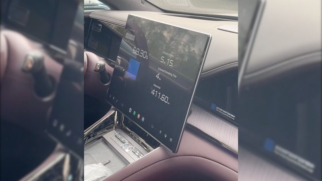 La recharge Flash Charging de BYD impressionne. // Source : Robin San Vicente pour Numerama La recharge Flash Charging de BYD impressionne. // Source : Robin San Vicente pour Numerama