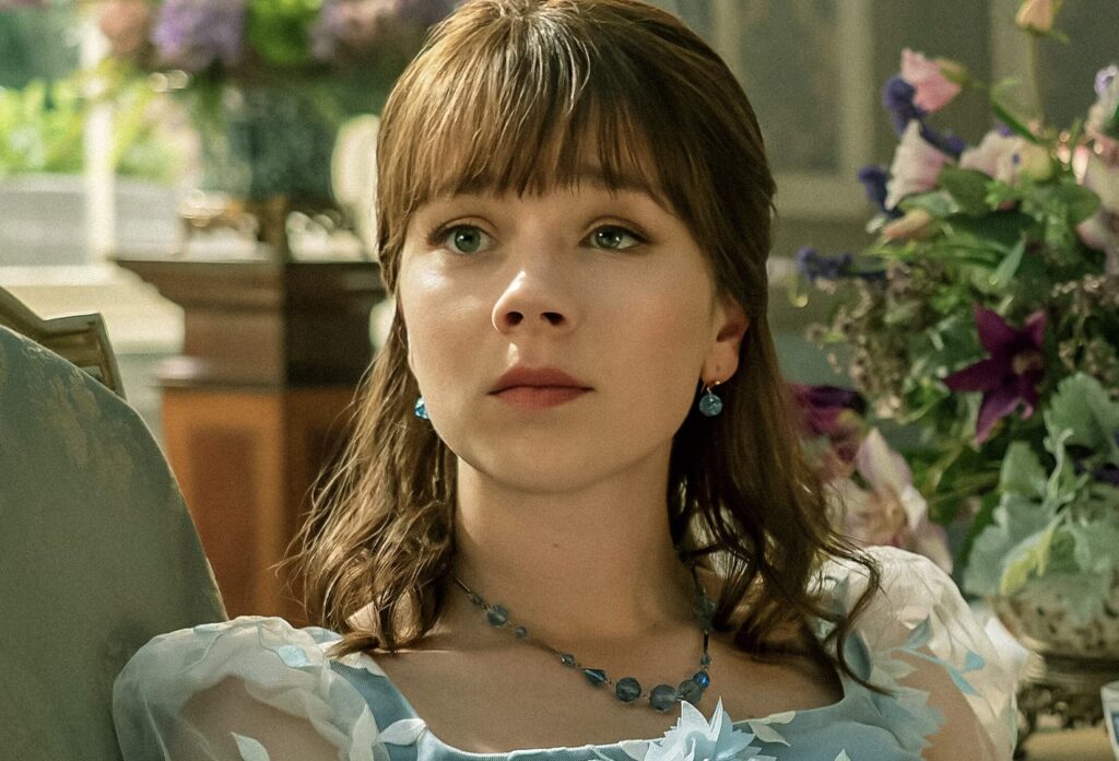 Heloise dans Bridgerton // Source : Netflix