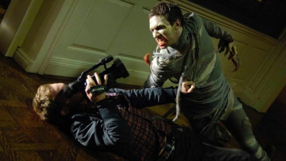 Grosse mise en abîme dans cette scène de Chroniques des morts-vivants // Source : Romero-Grunwald Productions