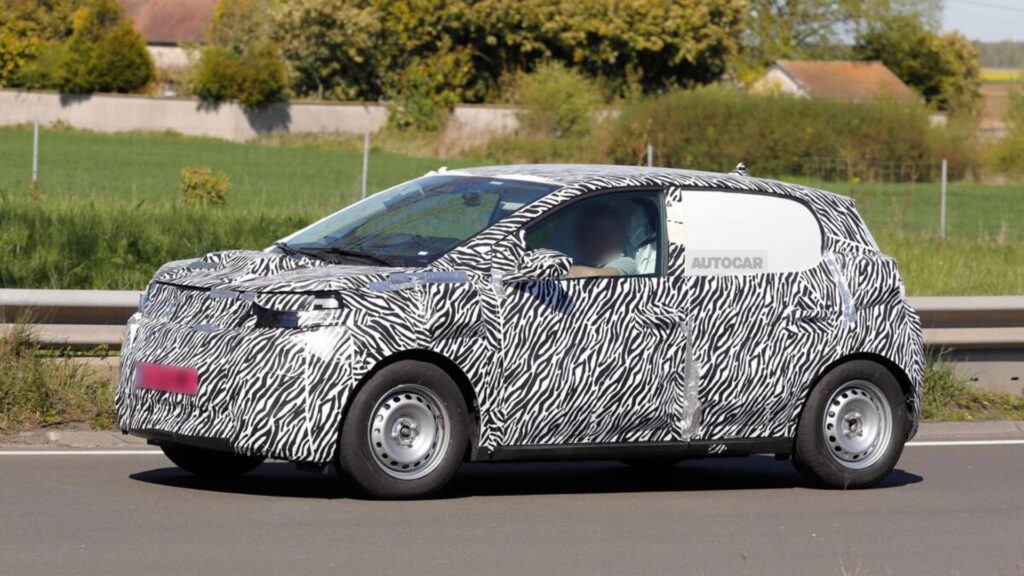 La future citadine &eacute;lectrique de Dacia. // Source : Autocar