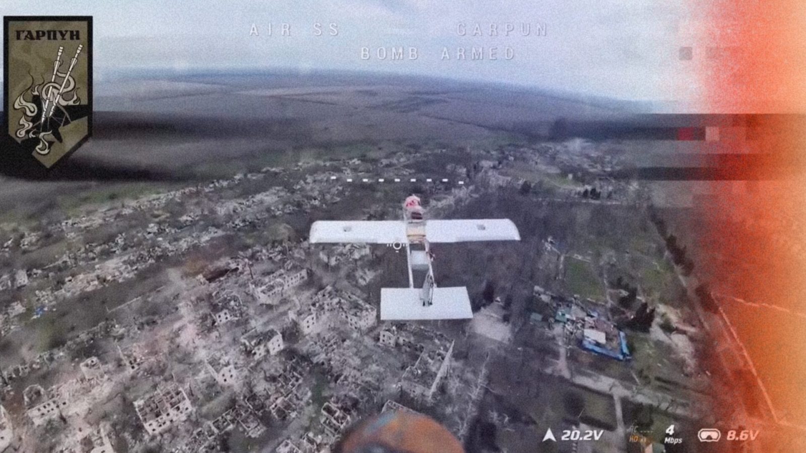 Guerre en Ukraine : un drone ukrainien abat un Molniya russe avec un fusil de chasse (vidéo)