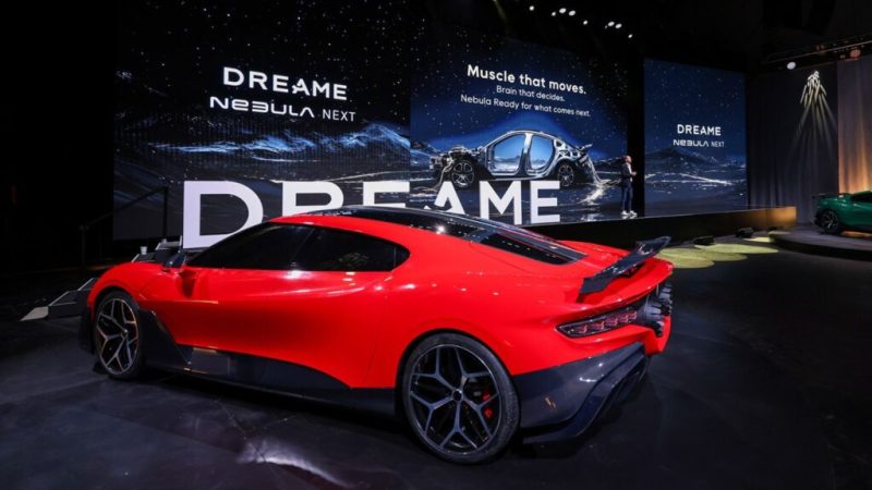 Un fabricant chinois d&rsquo;aspirateurs présente une voiture électrique à réaction