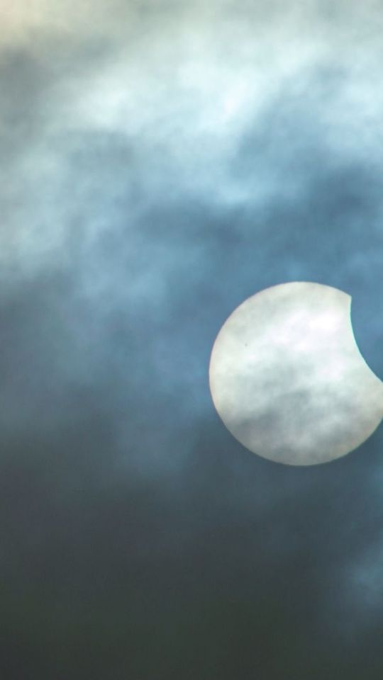 Éclipse solaire. // Source : Flickr/CC/Alison Day (image recadrée)