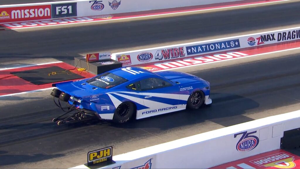 La Ford Mustang Cobra Jet 2200. // Source : NHRA