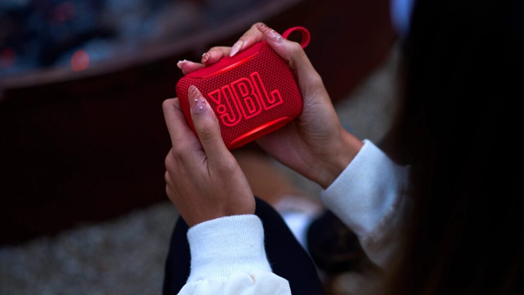 JBL Go 5 // Source : JBL