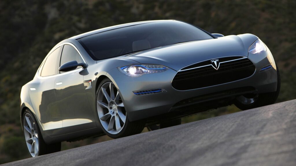 Le concept de la Tesla Model S (2009) // Source : Tesla