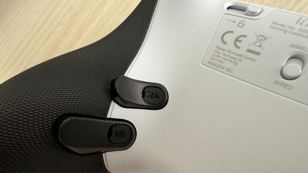 Les palettes M4 et M5 qui se placent sous le majeur et l'annulaire