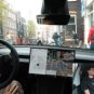 La conduite enti&egrave;rement automatique de Tesla et les v&eacute;los d'Amsterdam : un petit enfer de stress.