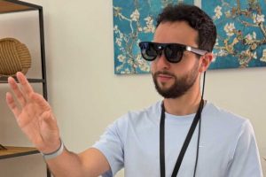Project Aura Google XReal Google I/O // Source : Numerama Project Aura Google XReal Google I/O // Source : Numerama
