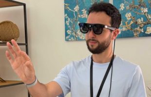 Project Aura Google XReal Google I/O // Source : Numerama Project Aura Google XReal Google I/O // Source : Numerama