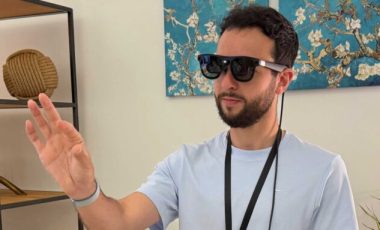 Project Aura Google XReal Google I/O // Source : Numerama Project Aura Google XReal Google I/O // Source : Numerama