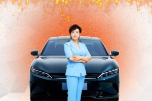 Stella Li BYD // Source : Montage Numerama Stella Li BYD // Source : Montage Numerama