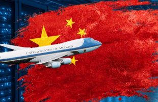 Air Force One se rend en Chine // Source : Montage Numerama