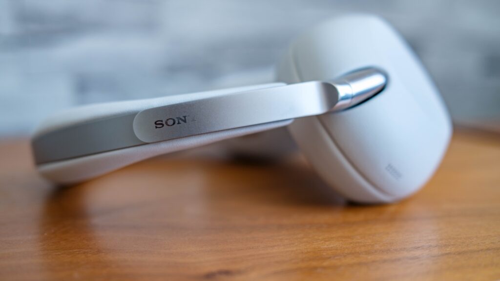 Casque Sony WH-1000X The ColleXion // Source : Tristan Jacquel pour Numerama