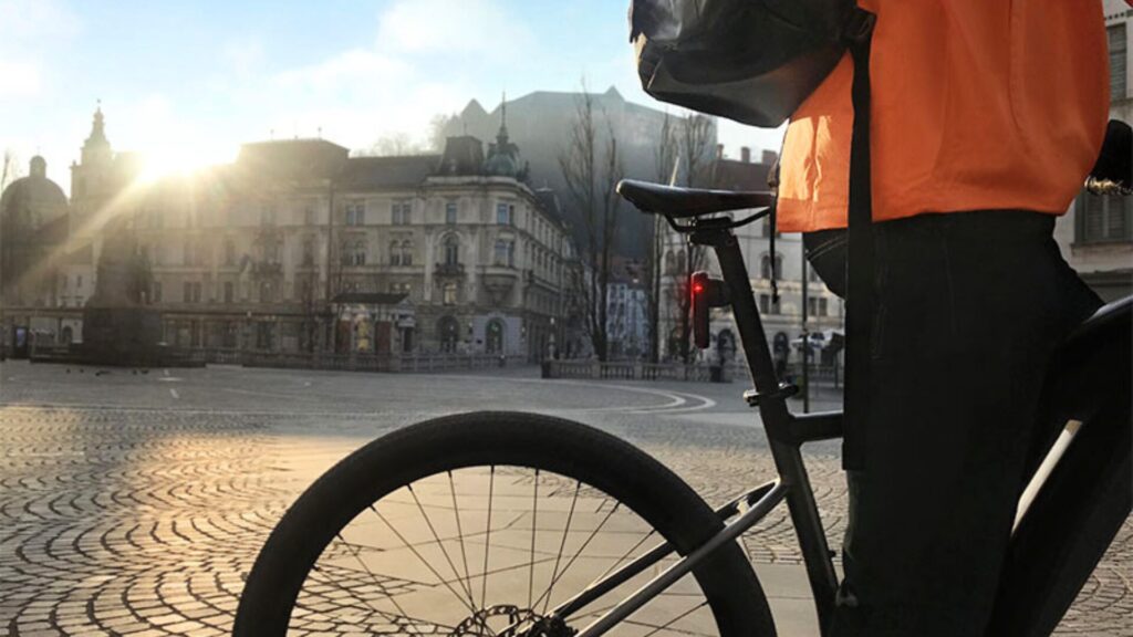 Garmin Varia // Source : Garmin Garmin Varia // Source : Garmin