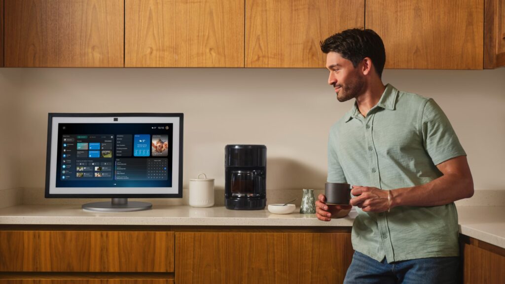 Alexa+ sur un Echo Show. Alexa+ sur un Echo Show.