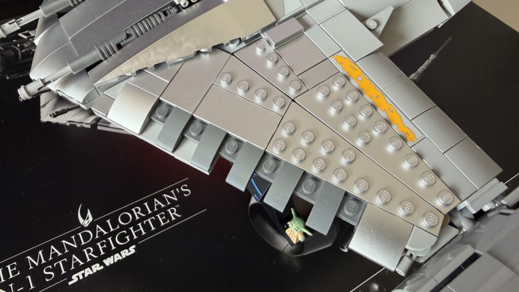 Lego Chasseur du Mandalorian // Source : Numerama