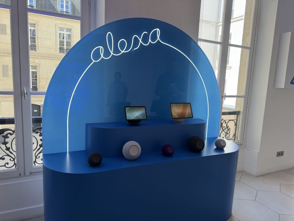 Alexa+ et des appareils Amazon Echo. Alexa+ et des appareils Amazon Echo.