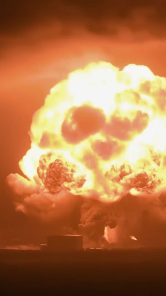 Explosion de la fusée New Glenn. // Source : Capture YouTube NSF
