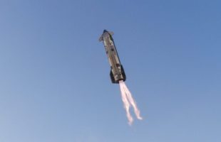Vol du Starship. // Source : Via X @SpaceX (image recadrée)