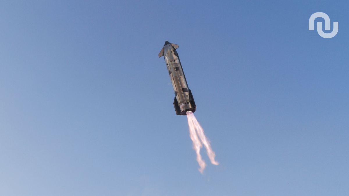 Vol du Starship. // Source : Via X @SpaceX (image recadrée) Vol du Starship. // Source : Via X @SpaceX (image recadrée)