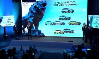Conférence stratégique Stellantis : les nouveautés à venir chez Peugeot // Source : Capture site Stellantis Conférence stratégique Stellantis : les nouveautés à venir chez Peugeot // Source : Capture site Stellantis