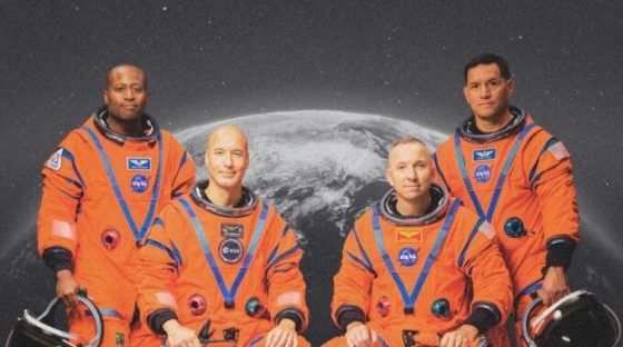 L'équipage d'Artémis III est exclusivement masculin. // Source : NASA/Bill Stafford ; montage Numerama avec Canva