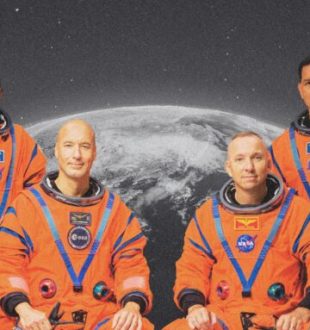 L'équipage d'Artémis III est exclusivement masculin. // Source : NASA/Bill Stafford ; montage Numerama avec Canva L'équipage d'Artémis III est exclusivement masculin. // Source : NASA/Bill Stafford ; montage Numerama avec Canva