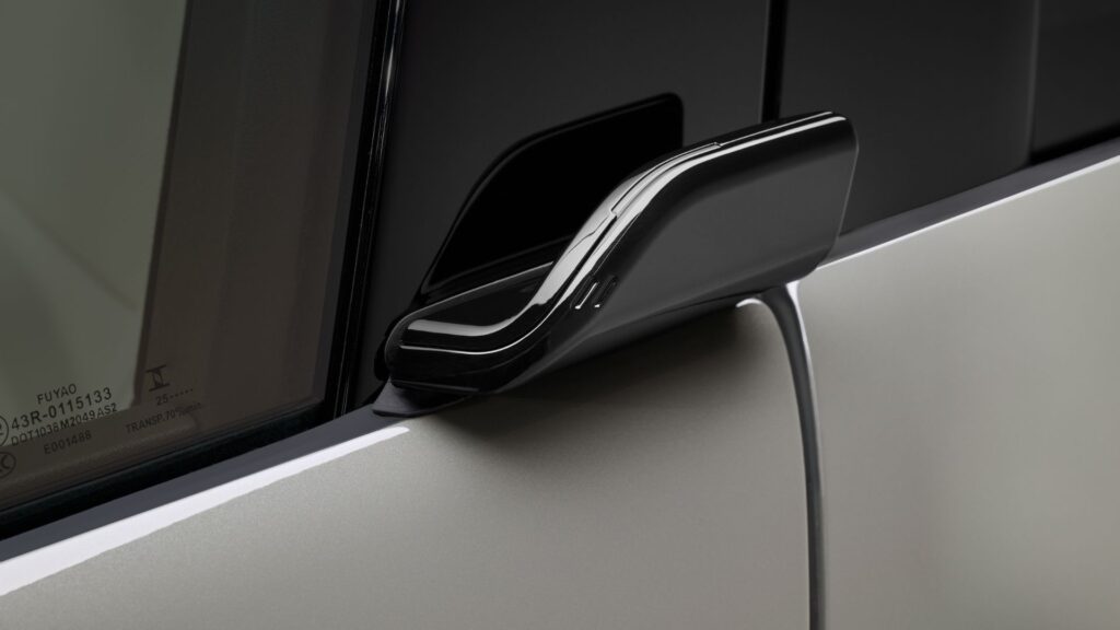 Les poignées de portes du BMW iX5. // Source : BMW