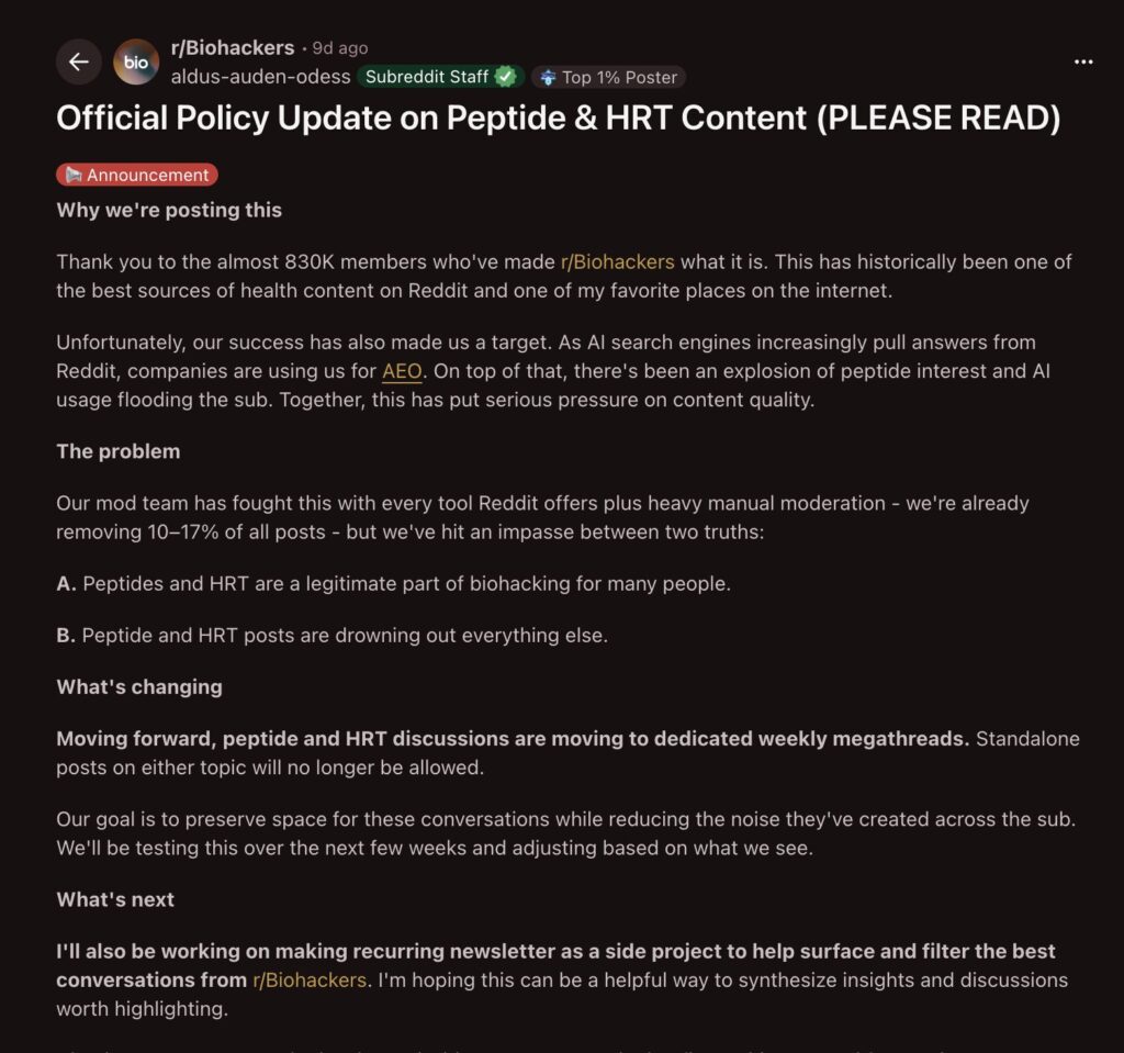 Dans son annonce, le mod&eacute;rateur  d&rsquo;une newsletter r&eacute;currente en tant que projet parall&egrave;le, afin de faire &eacute;merger et filtrer les meilleures discussions de r/Biohackers. // Source : Reddit