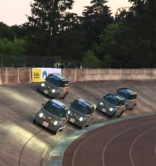 Course d'endurance en Citroën Ami. // Source : Capture live Sylvain Lyve - Twitch Course d'endurance en Citroën Ami. // Source : Capture live Sylvain Lyve - Twitch
