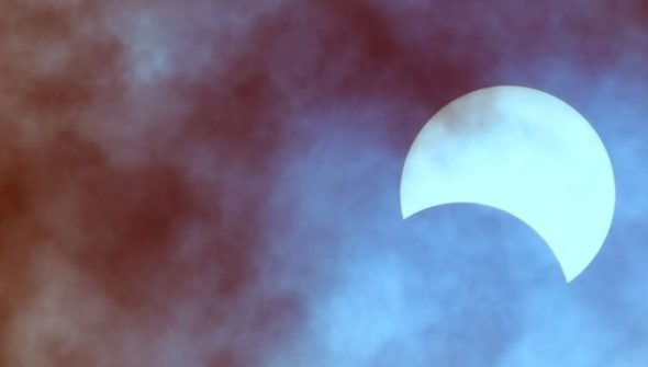 Éclipse solaire. // Source : Canva Éclipse solaire. // Source : Canva