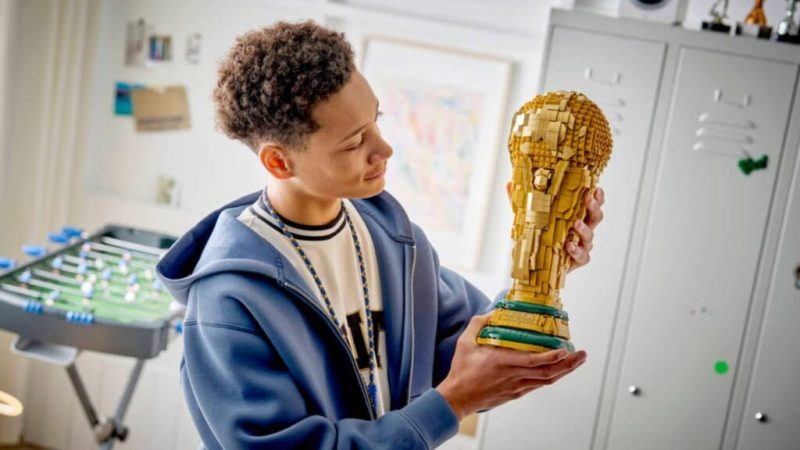Amazon brade déjà le trophée Lego FIFA au lancement de la Coupe du Monde