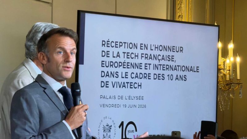 Emmanuel Macron appelle à un sursaut européen pour ne pas être « consommateurs d’une technologie faite par d’autres »