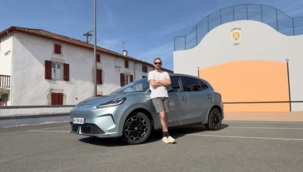 La MG4 EV Urban à l'essai. // Source : Robin San Vicente pour Numerama La MG4 EV Urban à l'essai. // Source : Robin San Vicente pour Numerama