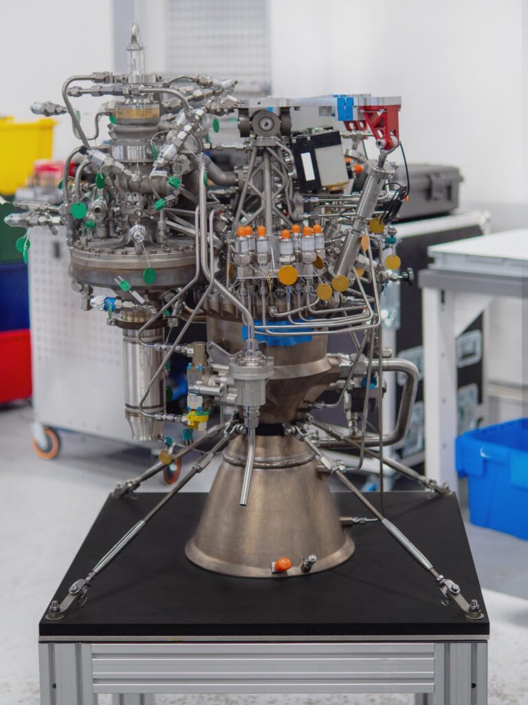 Navier Latitude moteur-fus&eacute;e