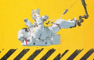 Le jour où Luca Parminato a failli mourir dans l'espace. // Source : Flickr/Nasa Johnson ; montage Numerama avec Canva