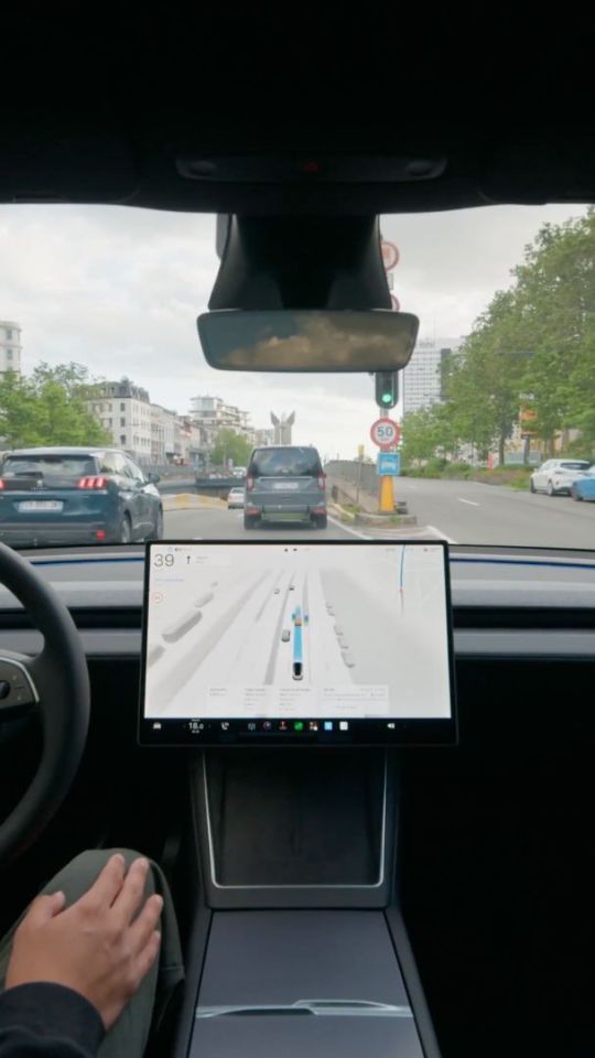 Le Tesla FSD est approuvé en Belgique. // Source : Tesla via X Le Tesla FSD est approuvé en Belgique. // Source : Tesla via X