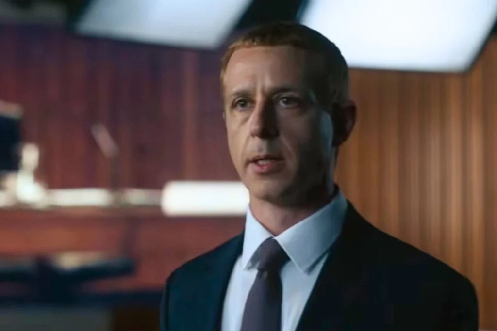 Jeremy Strong presque effrayant en Zuckerberg // Source : Columbia Pictures Jeremy Strong presque effrayant en Zuckerberg // Source : Columbia Pictures