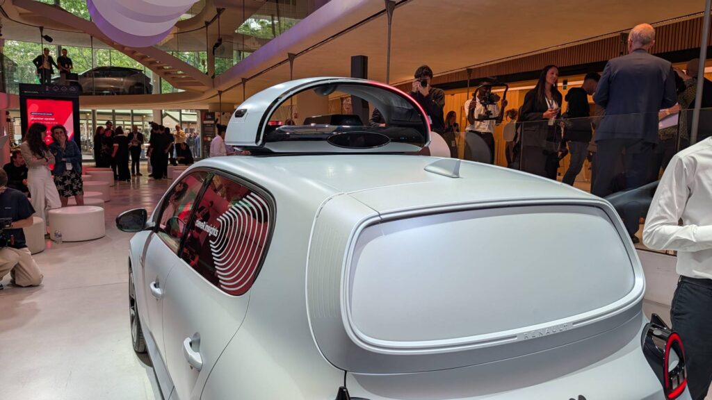 Concept Twingo Clever Insights // Source : Raphaelle Baut pour Numerama
