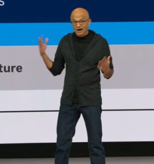 Satya Nadella à la Microsoft Build. // Source : Microsoft Satya Nadella à la Microsoft Build. // Source : Microsoft
