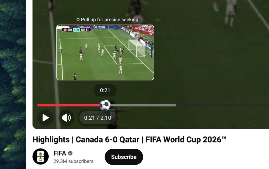 Le nouveau bouton de lecture sur YouTube. Le nouveau bouton de lecture sur YouTube.