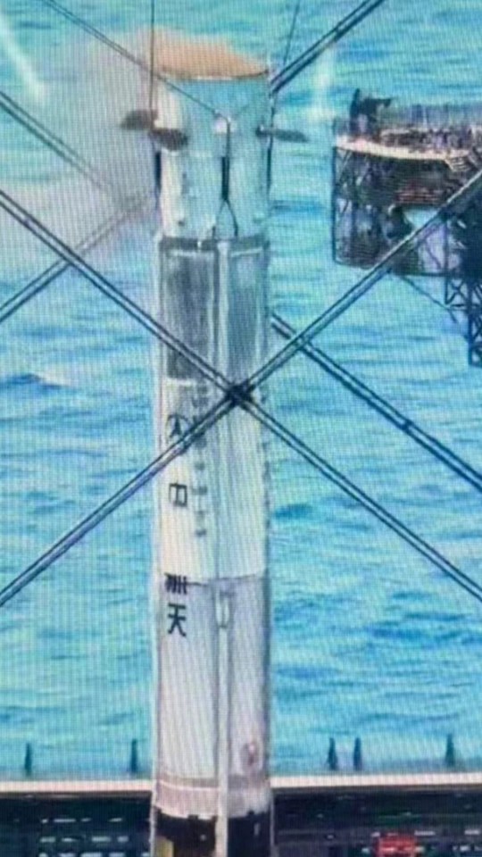 La fusée Long March 10b lors de sa capture. // Source : CCTV