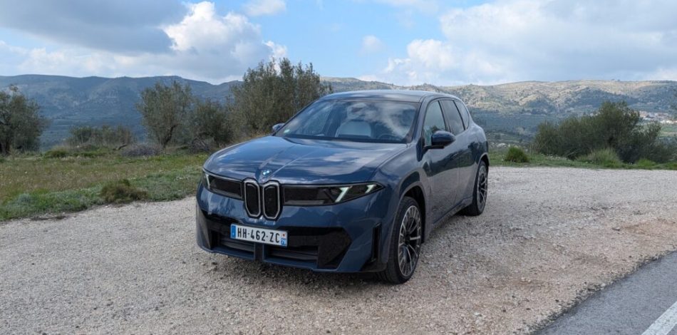 Essai BMW iX3 (2026) // Source : Raphaelle Baut pour Numerama