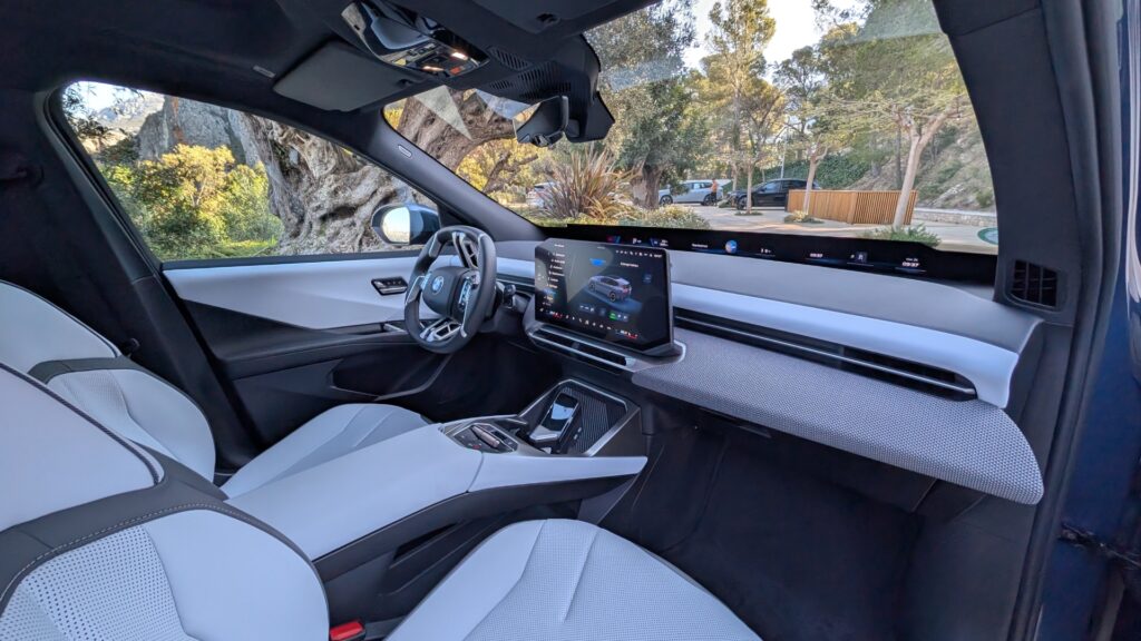 Essai BMW iX3 (2026) // Source : Raphaelle Baut pour Numerama
