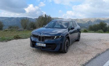 Essai BMW iX3 (2026) // Source : Raphaelle Baut pour Numerama Essai BMW iX3 (2026) // Source : Raphaelle Baut pour Numerama