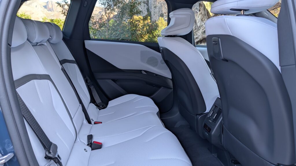 Essai BMW iX3 (2026) // Source : Raphaelle Baut pour Numerama