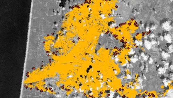 Incendies en Gironde. // Source : European Union, Copernicus Emergency Management Service data (image recadrée) Incendies en Gironde. // Source : European Union, Copernicus Emergency Management Service data (image recadrée)