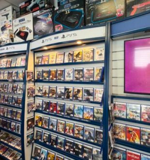 Une boutique de jeux vidéo // Source : Thomas 'Gyo' Bachellerie Une boutique de jeux vidéo // Source : Thomas 'Gyo' Bachellerie